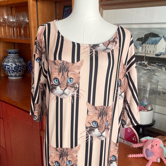 Jade by Jane NWOT Cat Print Striped Midi or Maxi Dress Medium Boutique - Picture 3 of 8